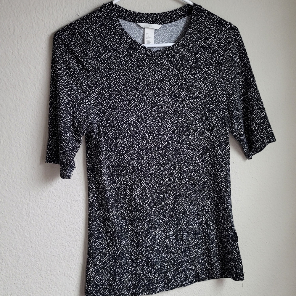 H&M black top with dots